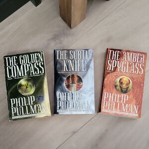 His Dark Materials Book Trilogy by Philip Pullman
